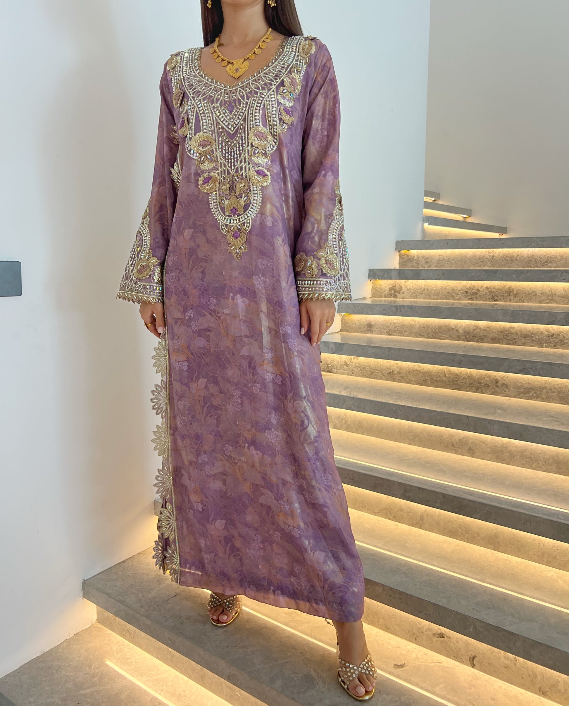 Luxury Mukhawir - Fully Handcraited