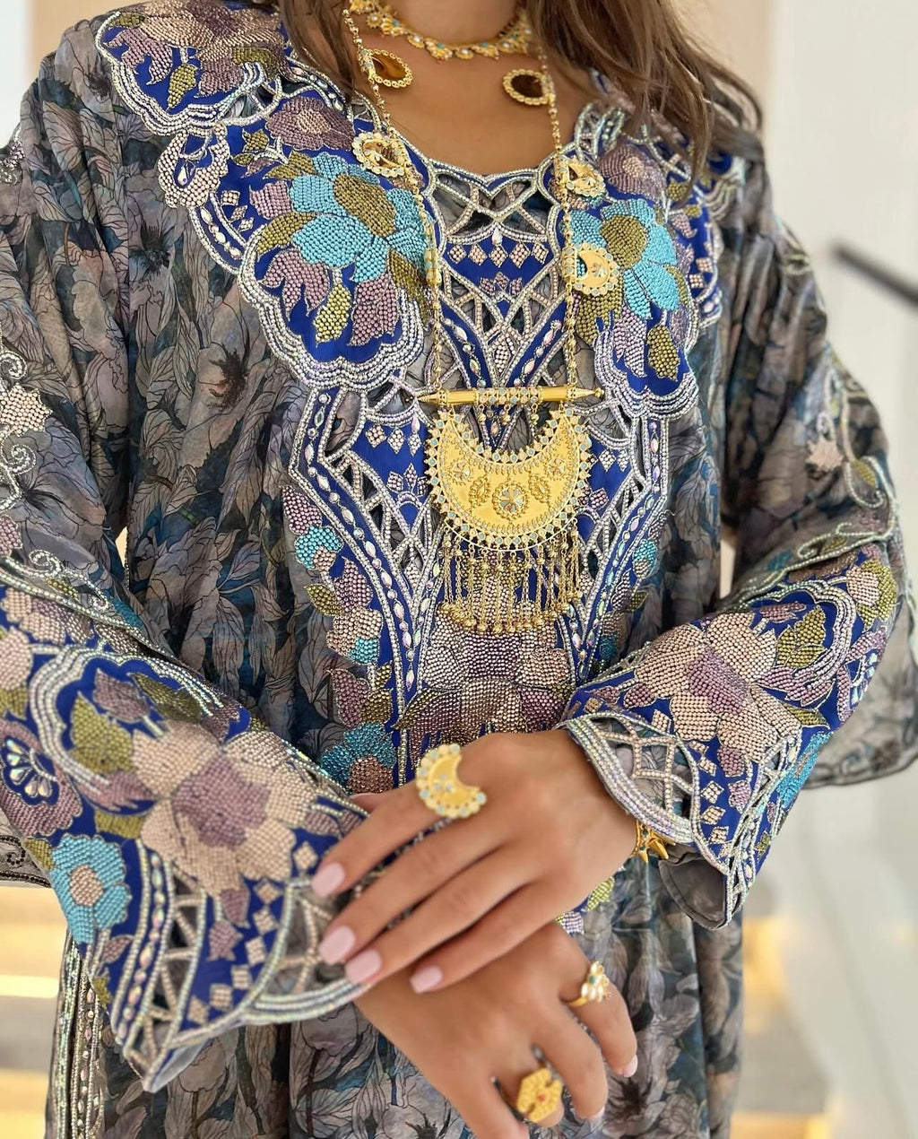Luxury Mukhawir – Fully Handcrafted